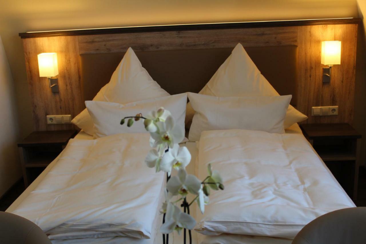 Hotel Ratskeller Schwarzenberg Schwarzenberg  Esterno foto