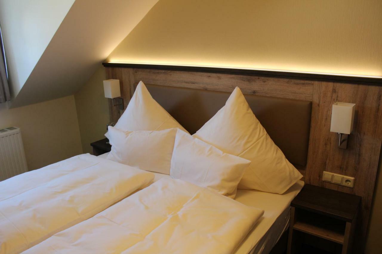 Hotel Ratskeller Schwarzenberg Schwarzenberg  Esterno foto